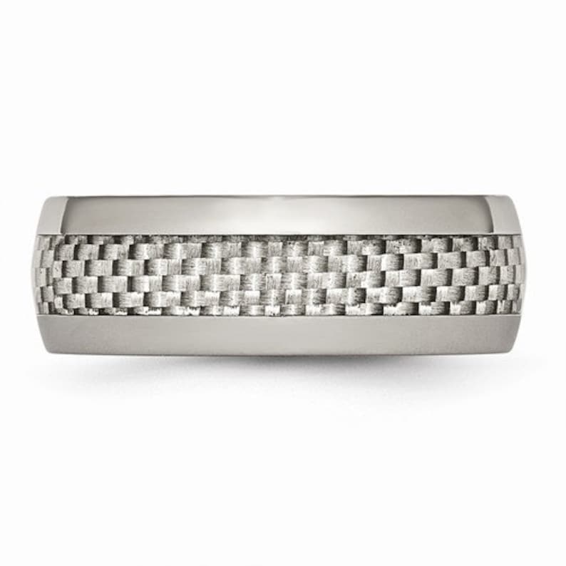Men/'s Titanium Polished With Grey Carbon Fiber Inlay 8mm Band