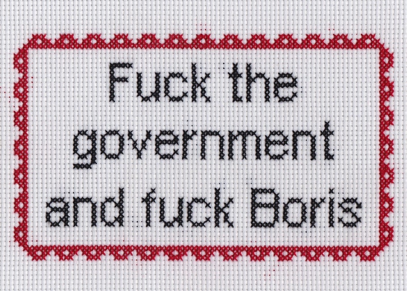Vossi Bop, inspiré de Stormzy, baise le gouvernement et baise Boris Broderie au point de croix image 1