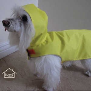 Dog clothing - Vinyl Hooded Raincoat with full lining and leash hole