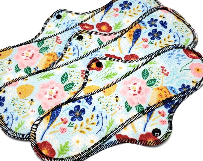 6 Pack Super Soft Reusable Cloth Pads, Menstrual Pads for Heavy Flow, Leakproof Cotton Flannel Pads for Women, Machine Washable, Floral