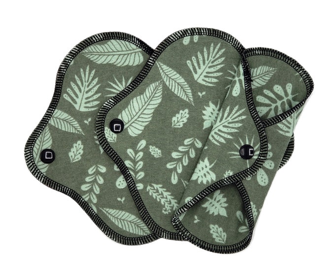 Organic Cloth Panty Liners, Super Soft and Thin Cotton Flannel Menstrual Pads, Breathable Pantiliner, Incontinence Liner- Leaves|DailyWings