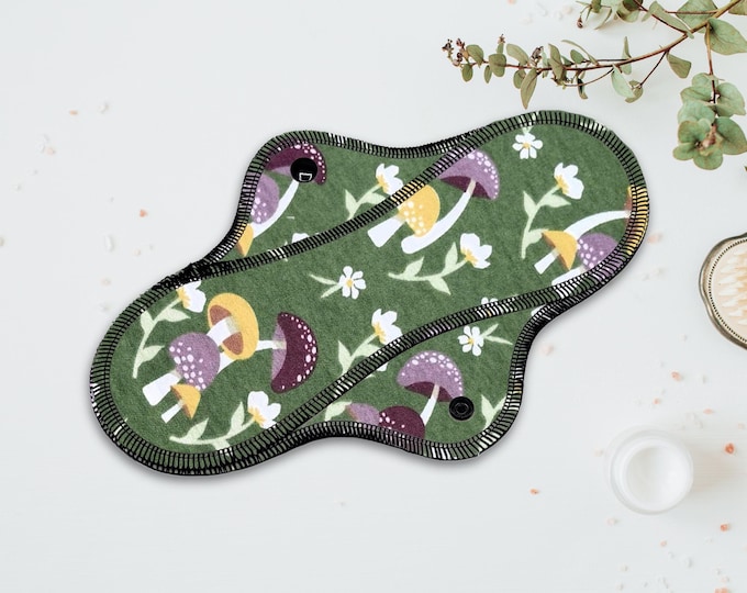 Reusable Cloth Pad - Midi Pad For Regular Flow - Cotton Flannel - 8″ to 14″ - Mushrooms