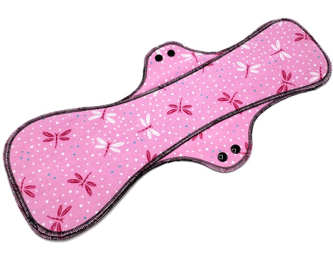 18" Extra Coverage Cloth Pad - Leakproof Cotton Flannel Menstrual Pads for Very Heavy Flow, Postpartum, Overnight - Pink Dragonfly