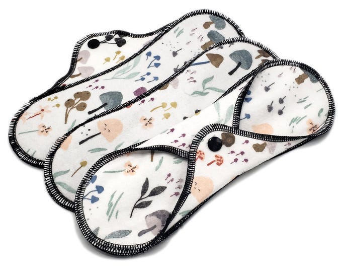 Organic Reusable Cloth Pad - Midi Pad For Regular Flow - Cotton Flannel - 8″ to 14″ - Mushrooms