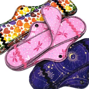 Customizable Cloth Pad, Reusable Cotton Flannel Menstrual Pad with Inserts, Medium to Heavy Flow, Choose Your Fabric, Zero Waste | Midi Pad