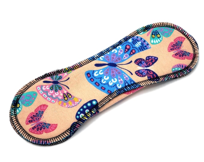Reusable Cloth Pad - Midi Pad For Regular Flow - Cotton Flannel - 8″ to 14″ - Butterflies On Peach