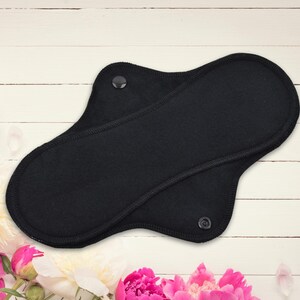 Reusable Cloth Pad - Midi Pad For Regular Flow - Cotton Flannel - 8″ to 14″ - Black image 1