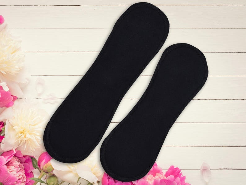 Reusable Cloth Pad - Midi Pad For Regular Flow - Cotton Flannel - 8″ to 14″ - Black image 3