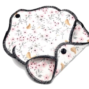 Thin Panty Liner Reusable Flannel Pad for Sensitive Skin Pantiliner Women Breathable Cotton Liner Eco Friendly Gift for Friend Cute Floral