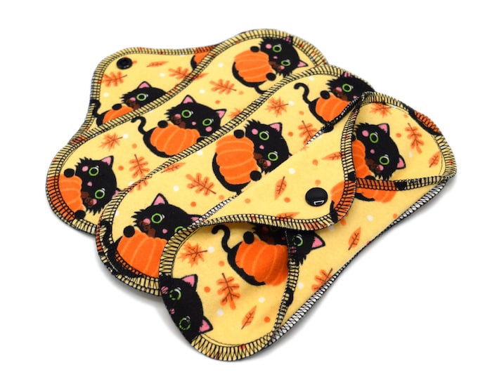 Reusable Cloth Pad - Light Pad - Cotton Flannel - 6" To 9" - Cats And Pumpkins