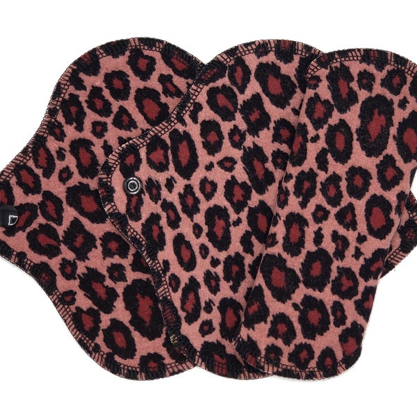 Panty Liner Soft Flannel Liner for Women Light Flow Panty Protection Reusable Cloth Pad Cute Pantiliner Period Pad Thin Panty Liner Leopard