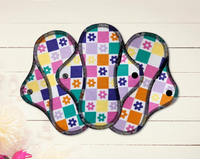 Reusable Cloth Pad - Light Pad - Cotton Flannel - 6" To 9" - Colorful Flowers
