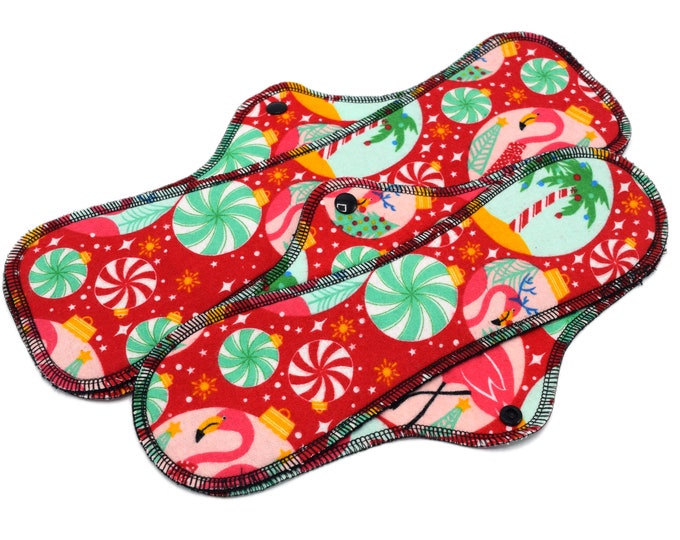 Reusable Menstrual Cloth Pad, Leakproof Cotton Flannel Period Pads, Soft Washable Sanitary Napkins, Cute Tropical Christmas | RegularWings