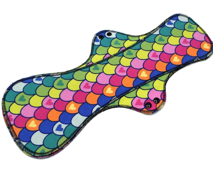 Reusable Cloth Pad - Maxi Pad For Heavy Flow - Cotton Flannel - 18" - Hearts