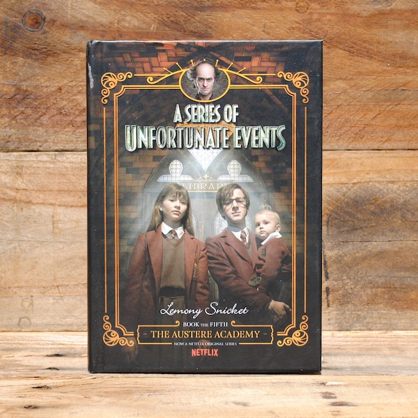 Hollow Book Safe - A Series of Unfortunate Events 5 - The Austere Academy - Hollow Secret Book NF