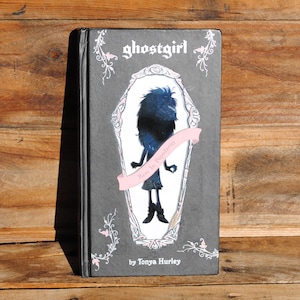 Hollow Book Safe - Ghostgirl - Book Safe