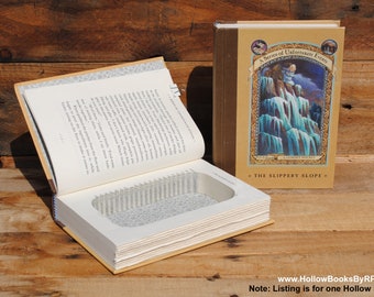 Hollow Book Safe - A Series of Unfortunate Events 10 - Hollow Secret Book