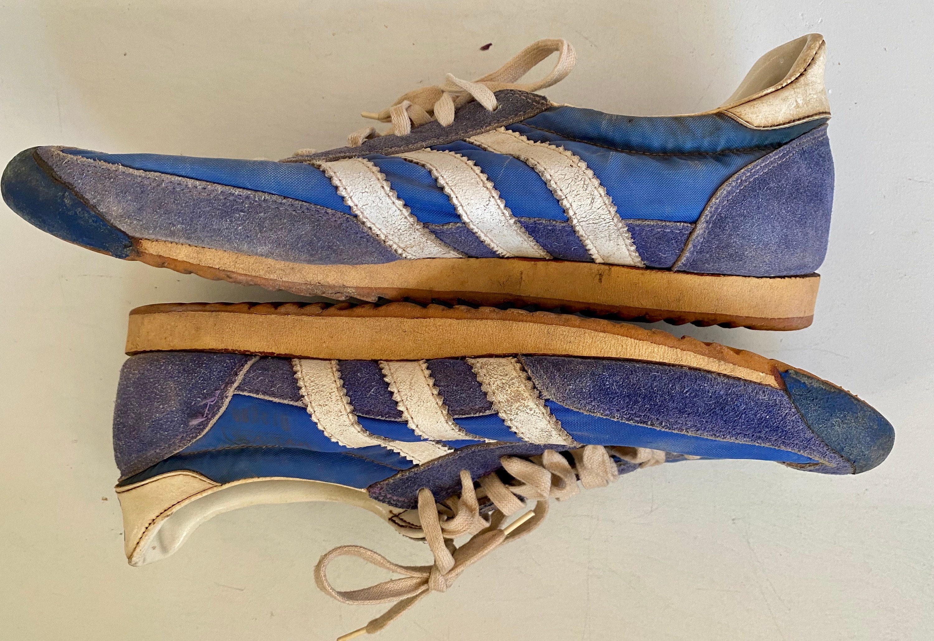 Adidas Dragon Mens Size 10 True Vintage 1970s, Maybe 80s Adidas Dragon Mens Size 10 True Vintage 1970s, Maybe 80s