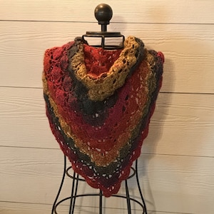 Handmade crocheted triangle fans scarf.