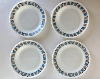 Pyrex England JAJ Chelsea Snowflake Plate Plates Set of Four 7"