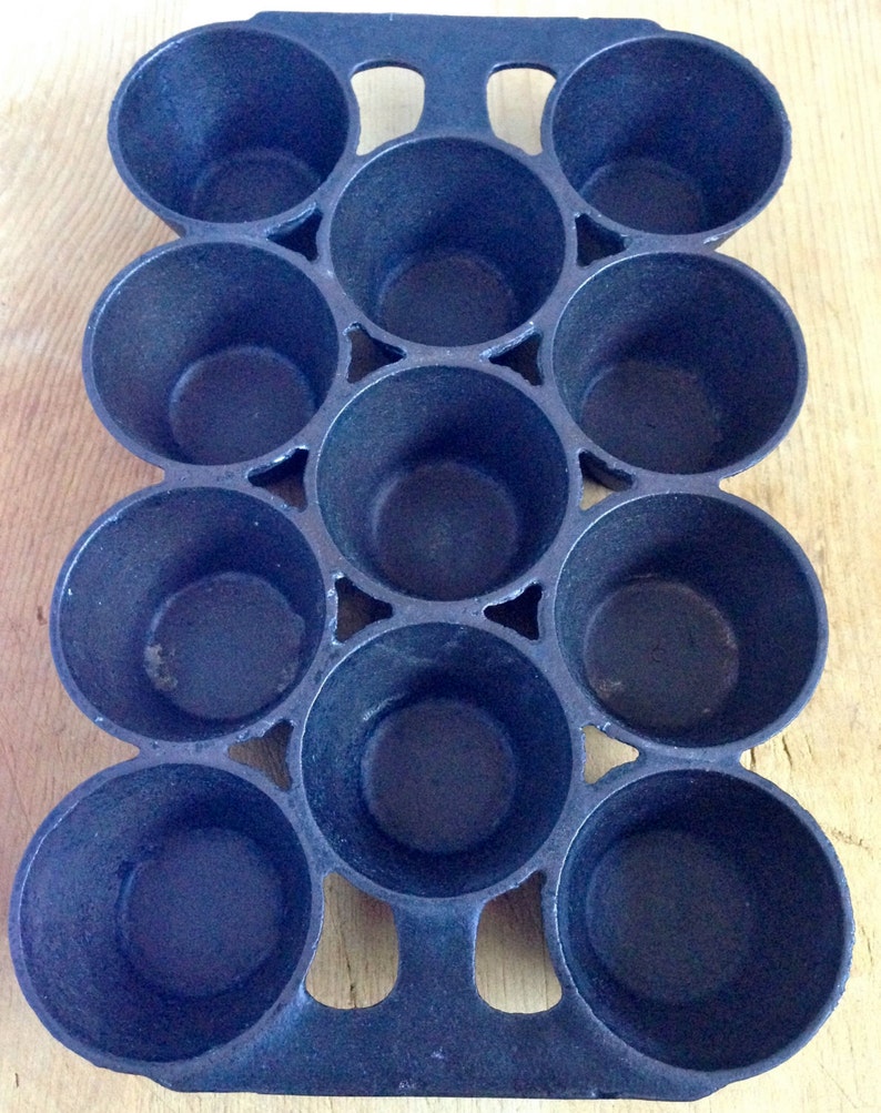 Griswold 948 Gem Popover Muffin Cast Iron Pan Circa 18901910 Etsy