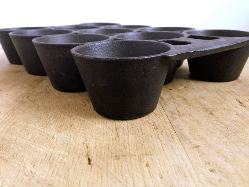 Griswold 948 Gem Popover Muffin Cast Iron Pan Circa 18901910 Etsy