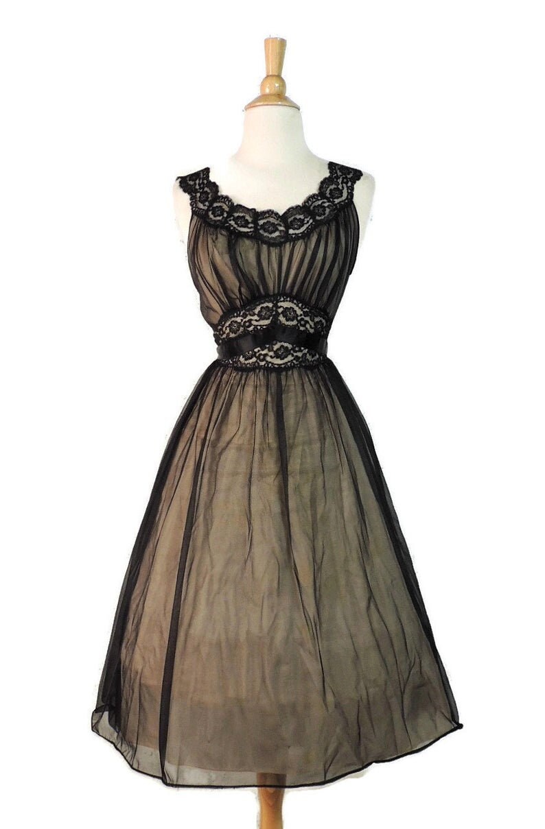 Vintage 50s Nightgown Vanity Fair Black Nude Alencon Lace Satin Ribbon Ballerina Nightie Peignoir