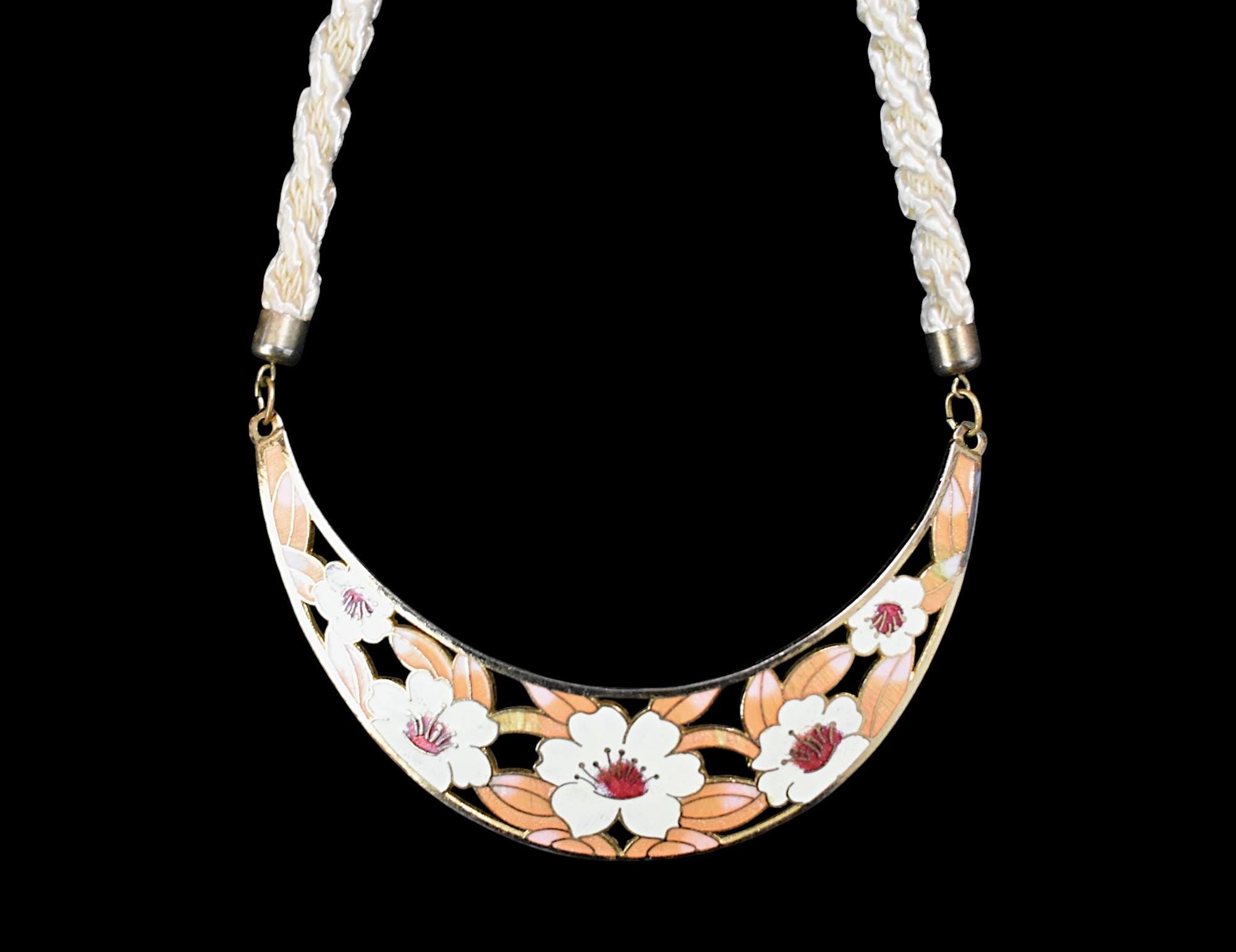 Vintage 70s Necklace Cloisonne Cutwork Enameled Taiwan Cream Flower Sateen Silk Twisted Rope Cord Beachy Boho