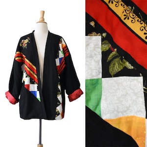 Vintage jaren 80 blazer omkeerbaar zwart katoen Crazy Quilt patchwork colorblock rood satijn gevoerde Boyfriend kimono-stijl jas