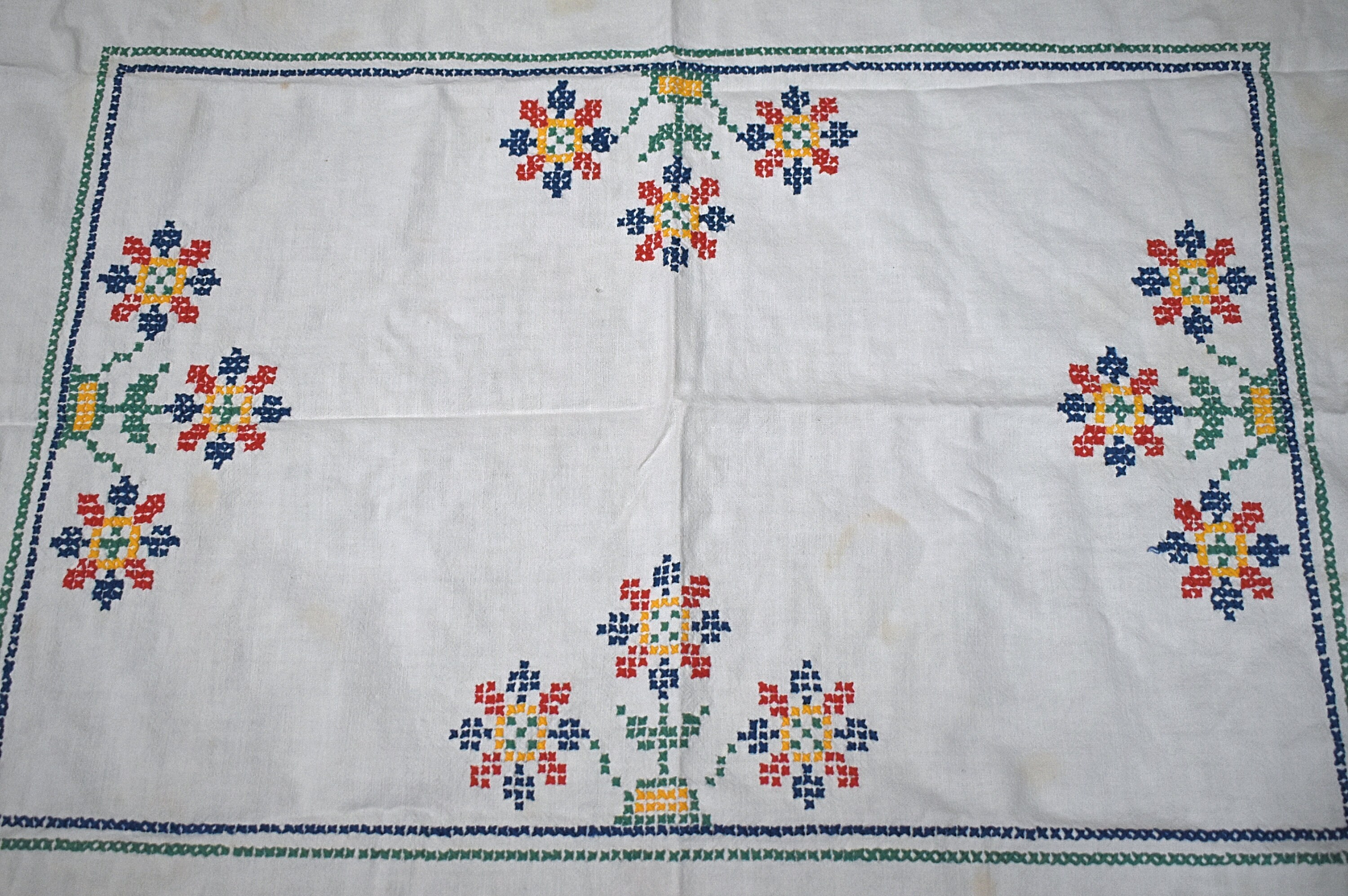 Vintage 40s Tablecloth Hand Embroidered Cross Stitch