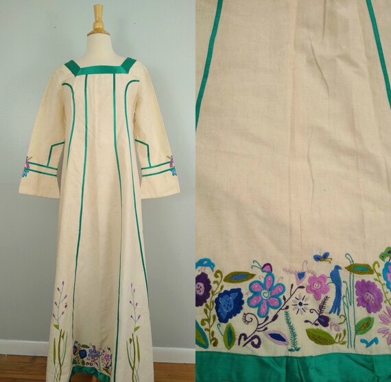 Vintage 70s Dress / Josefa Mexican Embroidered Nov