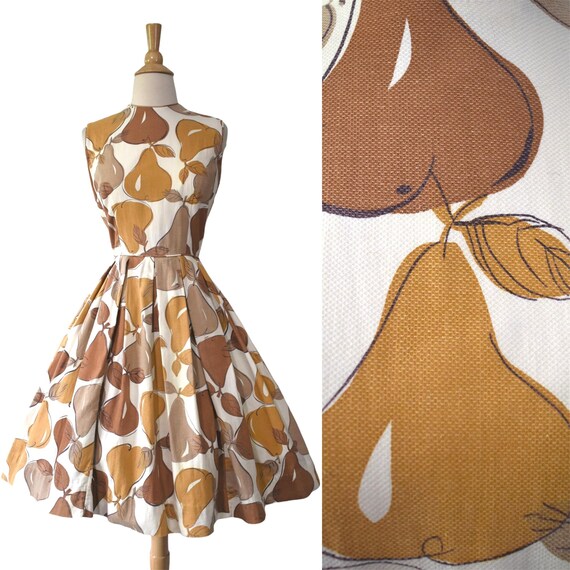 Vintage 50s Dress Novelty Autumnal Pear Fruit Print Cotton