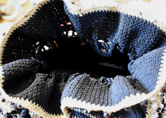 Vintage 40s Purse Black Crochet Gold Lurex Wood B… - image 3