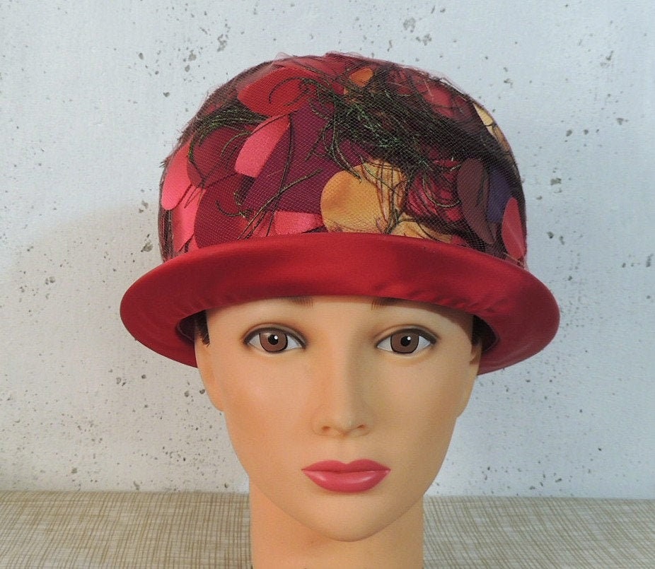 Vintage 50s Hat Lynn Brooke Lush Deep Rose Pink Sateen Satin  display picture 2