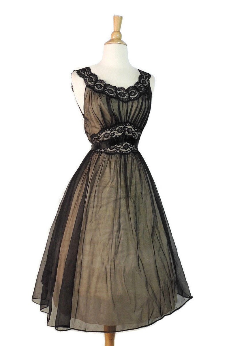 Vintage 50s Nightgown Vanity Fair Black Nude Alencon Lace Satin Ribbon Ballerina Nightie Peignoir
