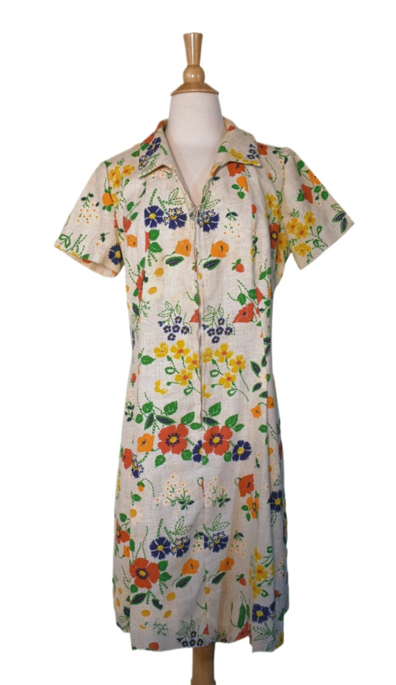 Vintage 70s Dress Volup Poppy Daisy Wildflower Pr… - image 2