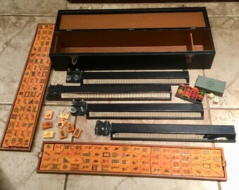 Vintage 152 Bakelite Tile Mahjong Set or Game in a Case