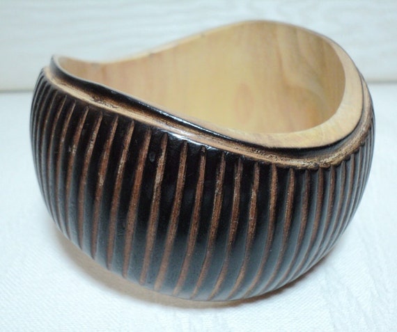 Wood Bangles, SET of 2 BANGLES, Hand Carved Wood,… - image 3