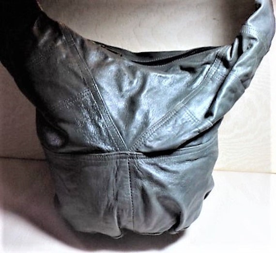 HOBO, LEATHER HOBO, GRaYISH/GReeN Leather, Shoulde