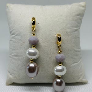 Pearl drop earrings. Modern pearl earrings.  Grey Pearl earrings.  White pearl earrings.  Hoop earrings