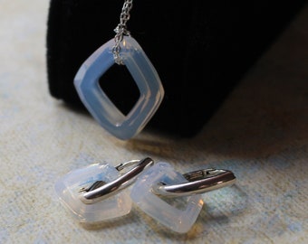 Sterling silver Swarovski crystal necklace and earrings set (white opal)