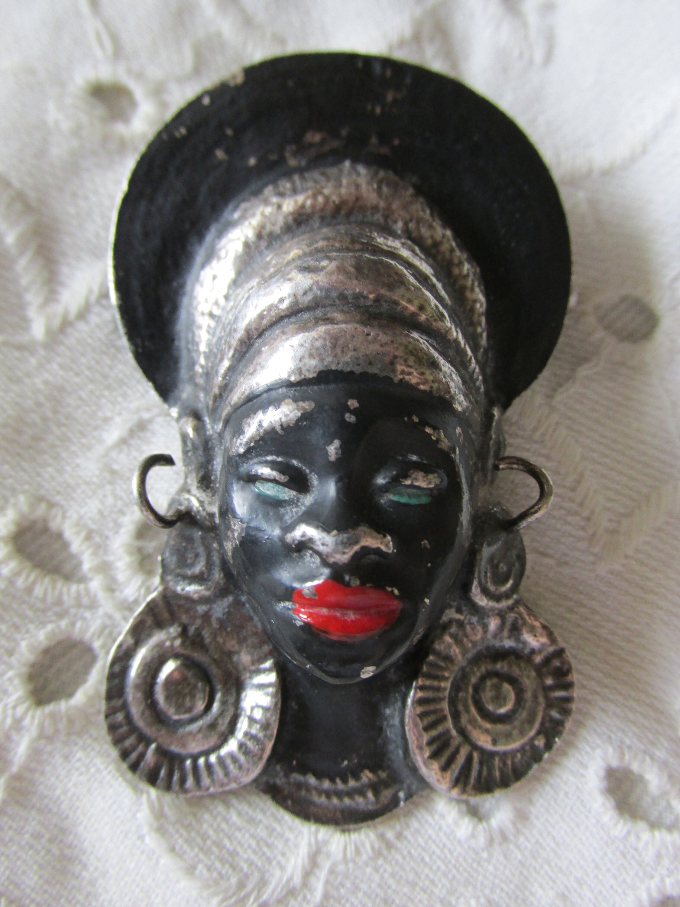 40s Vintage tribal blackmoor earrings & brooch set - Shop