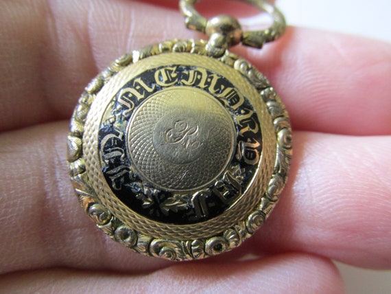 Antique IN MEMORY Of Mourning Keepsake or FOB Gol… - image 4