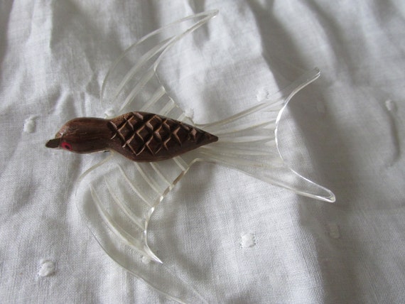 Rare Vintage ELZAC Lucite & Wood BIRD BROOCH Est 1