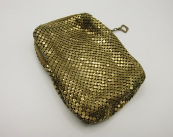 Gold Mesh WHITING and DAVIS CIGARETTE Bag Zipper Top Closing measures 4" x 3" See photos 1950's Collectible Business/Credit Card Carrier etc