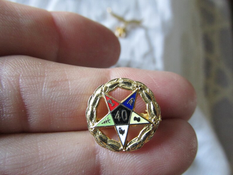 50 yr 40 yr Assortment VINTAGE MASONIC PINS Various Chapter Men/'s Lapel or Hat Accessories for Collecting One Sterling Screw Back 1930/'s