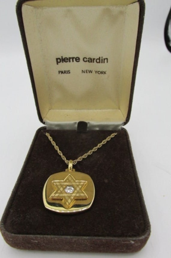 PIERRE CARDIN Star of David PENDANT 16" Chain and 