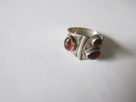 Sterling MODERNIST RING w/Amber Size 7.5 marked 9… - image 1