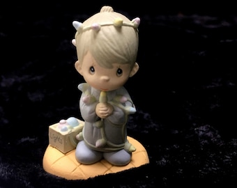 Precious Moments miniature figurine May Your Christmas Be Delightful boy