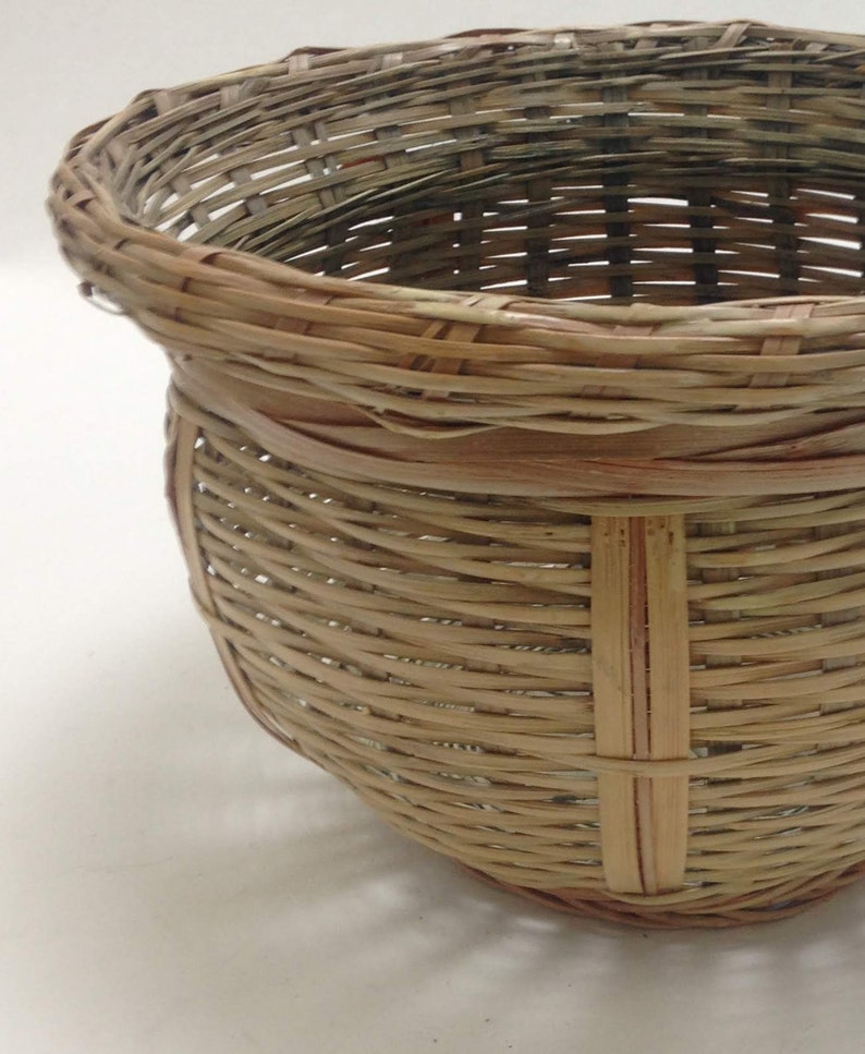 curvy round basket, wicker planter trash waste bin Christmas office coworker teacher gift idea image 4